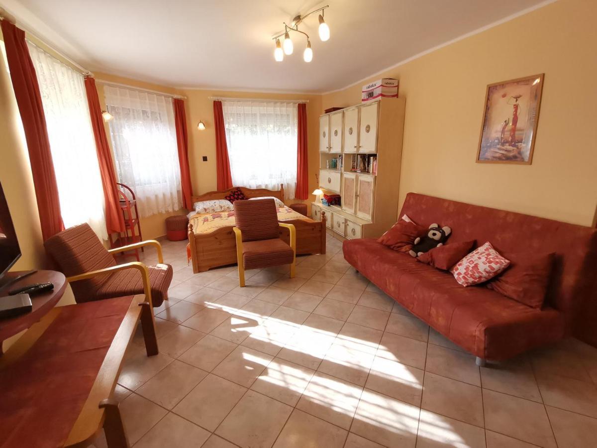 Marika Apartman Hajdúszoboszló Exterior foto